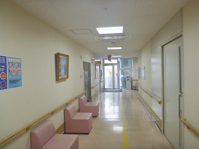 さかえ病院01_2.jpg